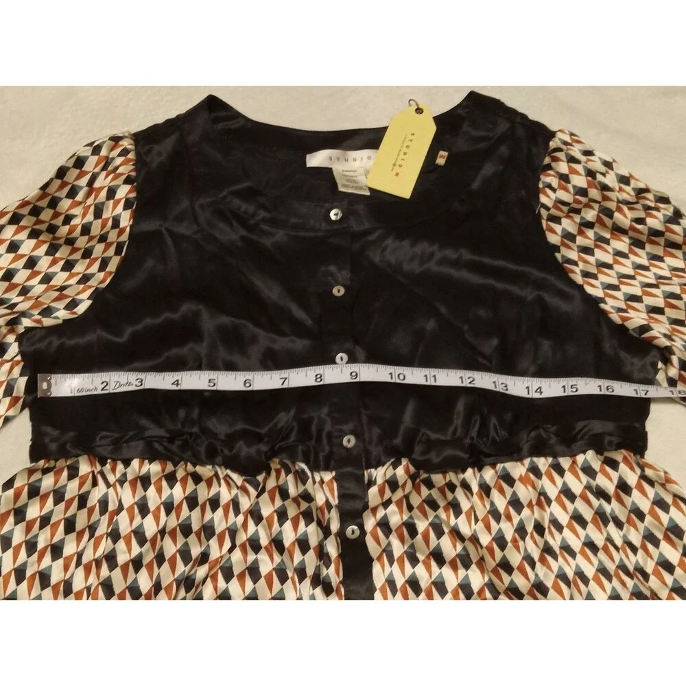 Studio M 100% Silk Blouse Medium - Picture 10 of 11